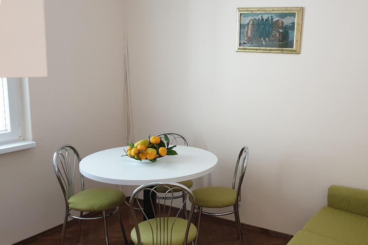 Apartments And Rooms With Parking Space Hvar - 15378 Hvar Town Exterior foto